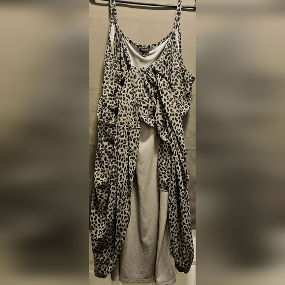 4x Plus Torrid Grey Gray Cheetah Spot Leopard Print Midi Chiffon Pleated Dress - Picture 8 of 14